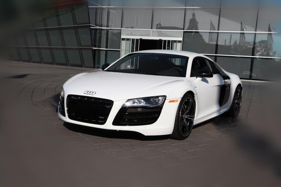  Audi R8 Exclusive Selection Edition 2012 года  (NA) (фото 11 из 18)